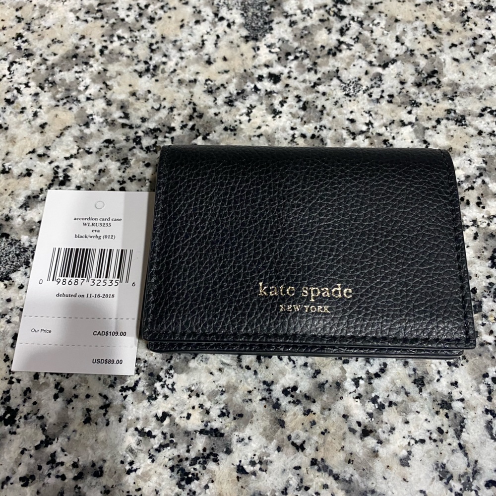 Eva Accordion Card Case in Black